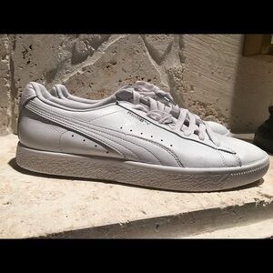 White Puma Clyde Men Sneaker